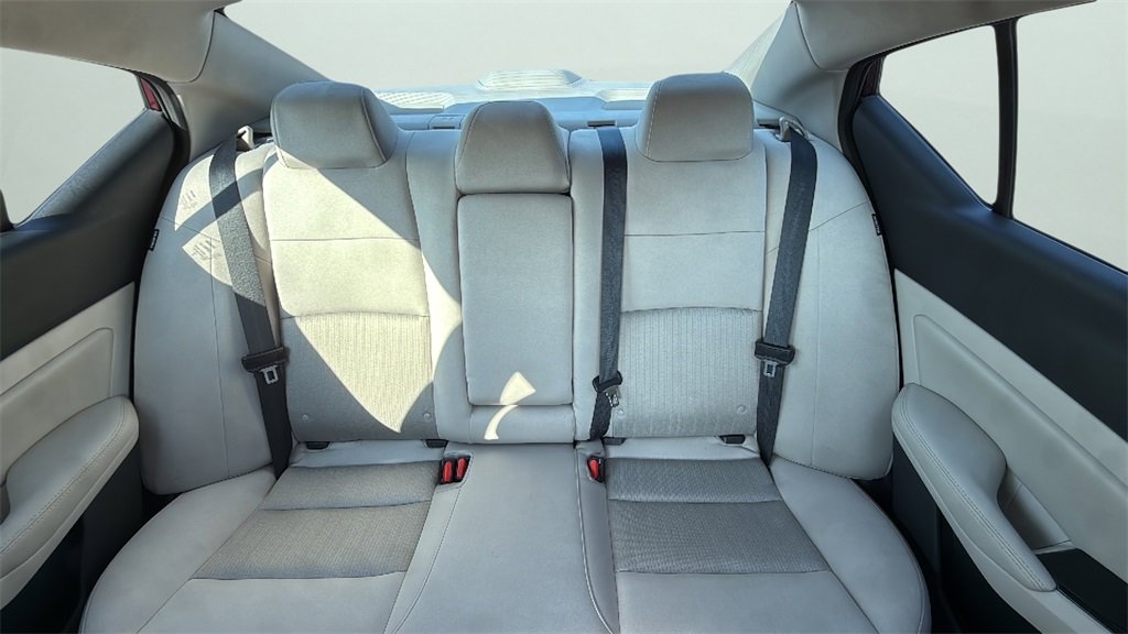 2023 Nissan Altima 2.5 SV photo 12
