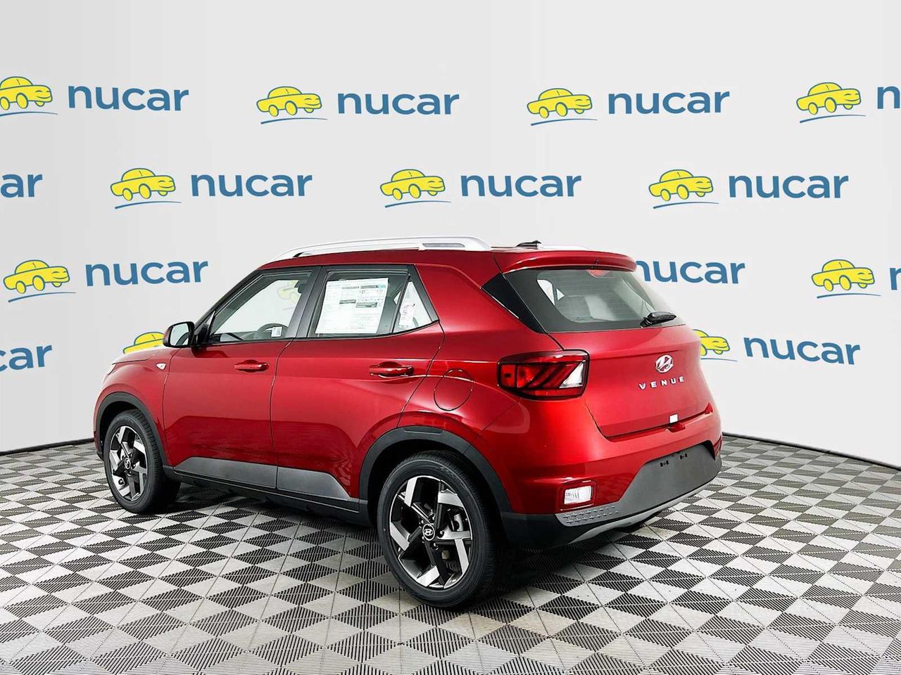 2025 Hyundai Venue SEL photo 3