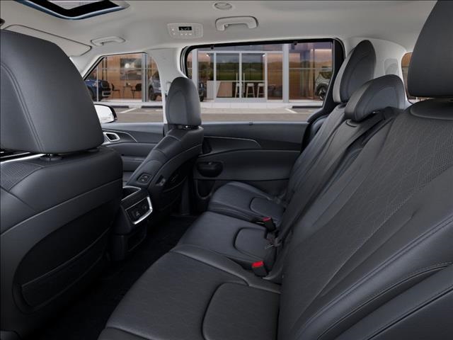 2026 Kia Carnival SX photo 17