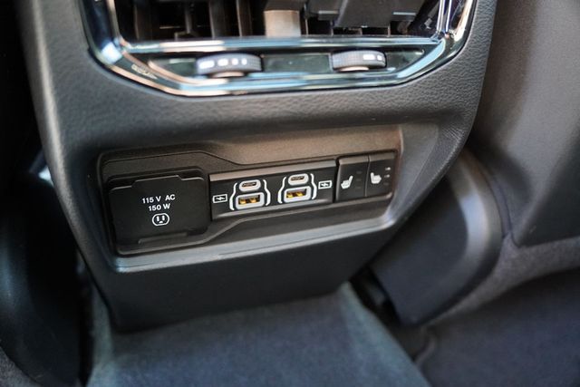 2023 Jeep Grand Cherokee 4xe photo 4