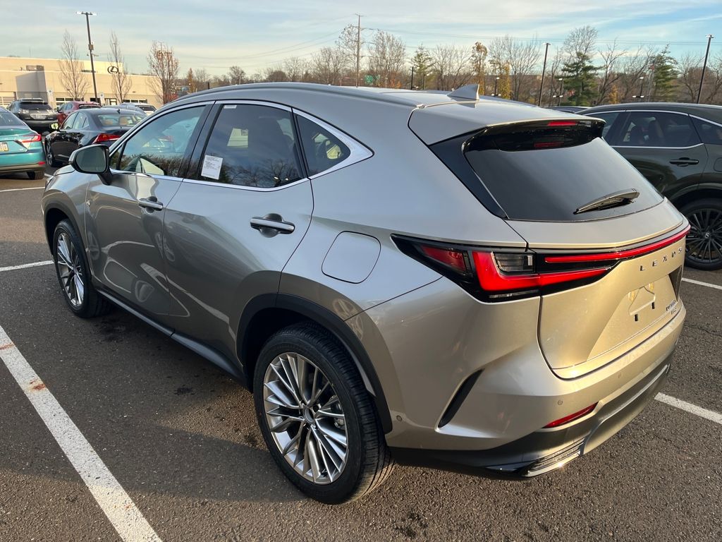 2026 Lexus NX 350 Luxury AWD photo 2