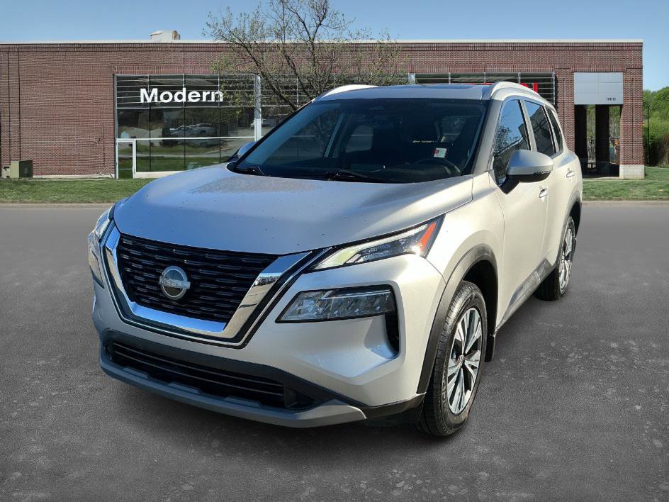 2022 Nissan Rogue SV's photo
