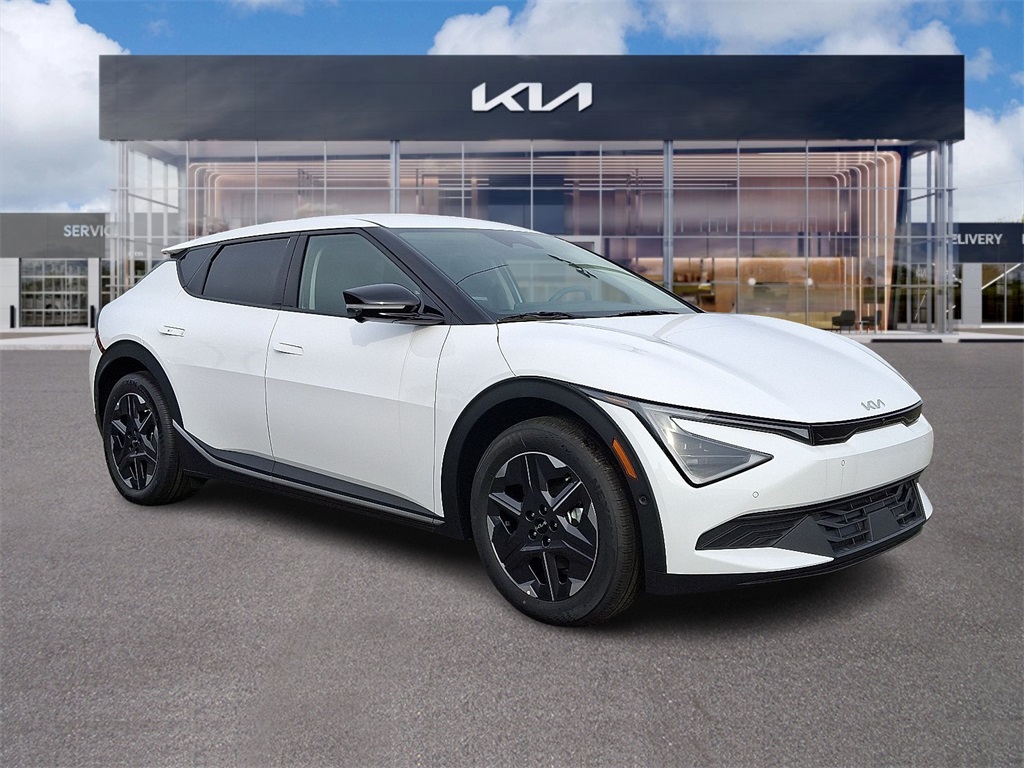 2025 Kia EV6 Light L/R's photo