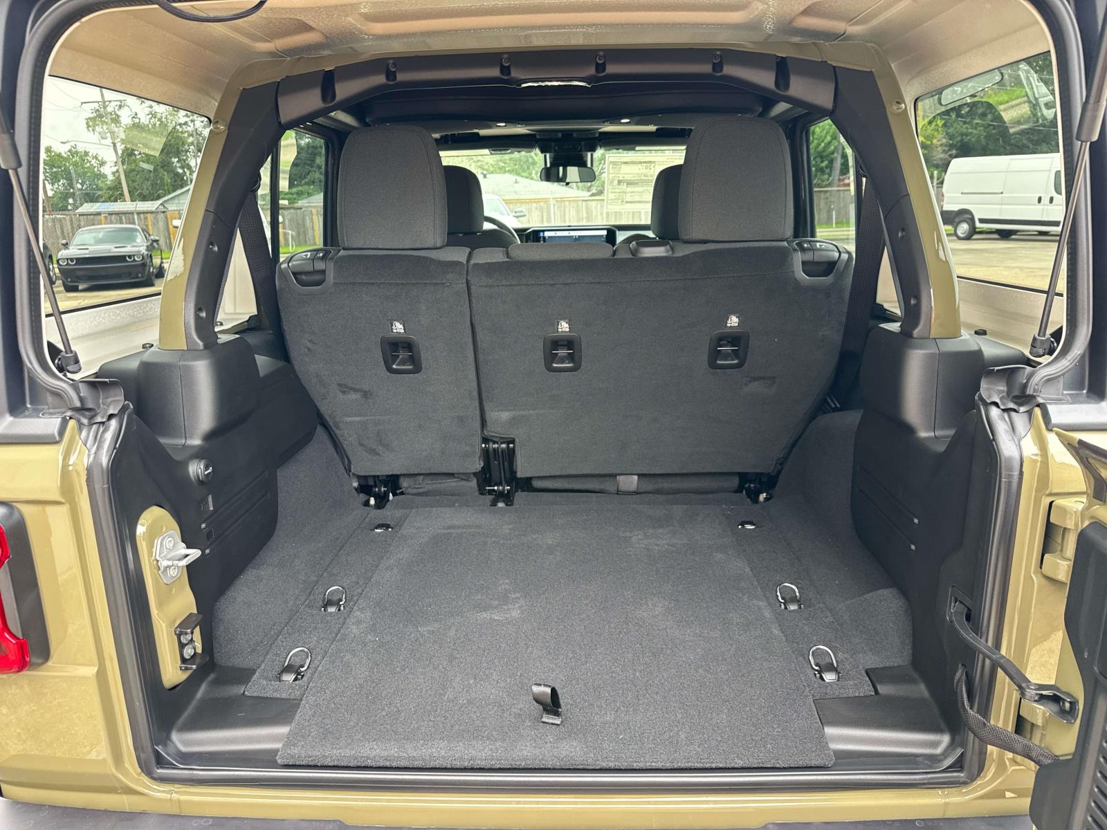 2025 Jeep Wrangler Willys photo 6