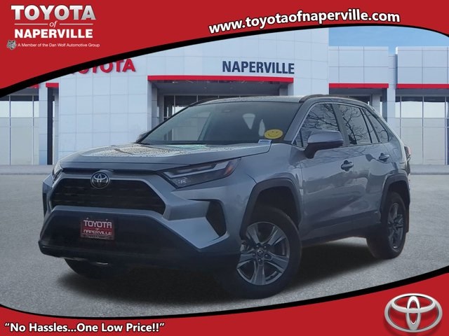 2025 Toyota RAV4 XLE's photo