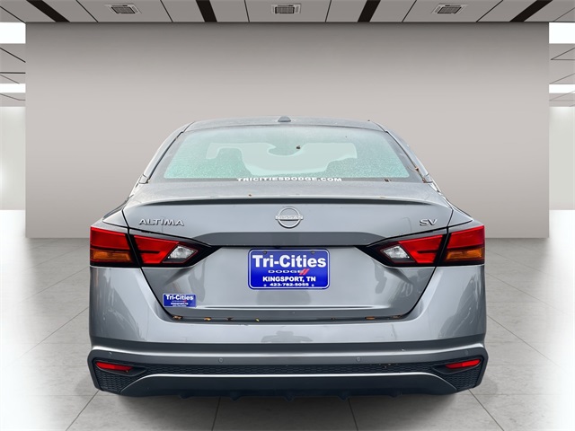 2023 Nissan Altima 2.5 SV photo 4