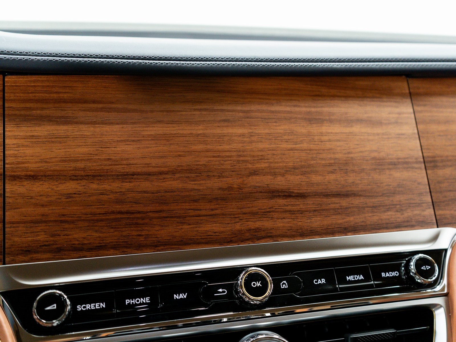 2025 Bentley Flying Spur Mulliner photo 36
