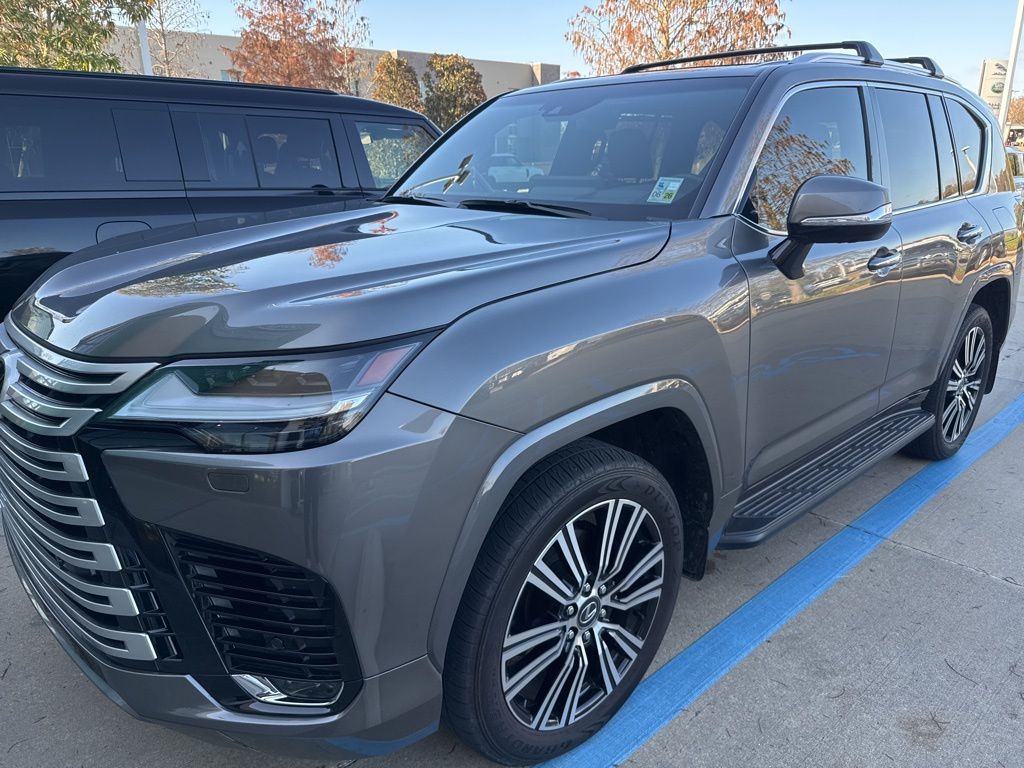 2024 Lexus LX Luxury
