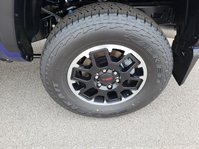 2025 Toyota Tacoma TRD Off-Road 4x4 Double Cab photo 21