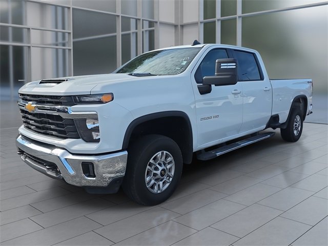2025 Chevrolet Silverado 2500HD LT's photo