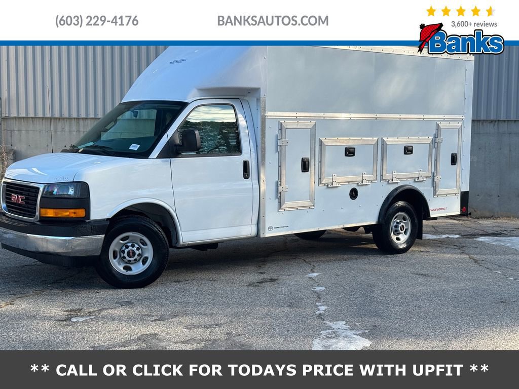 2026 GMC Savana LT's photo