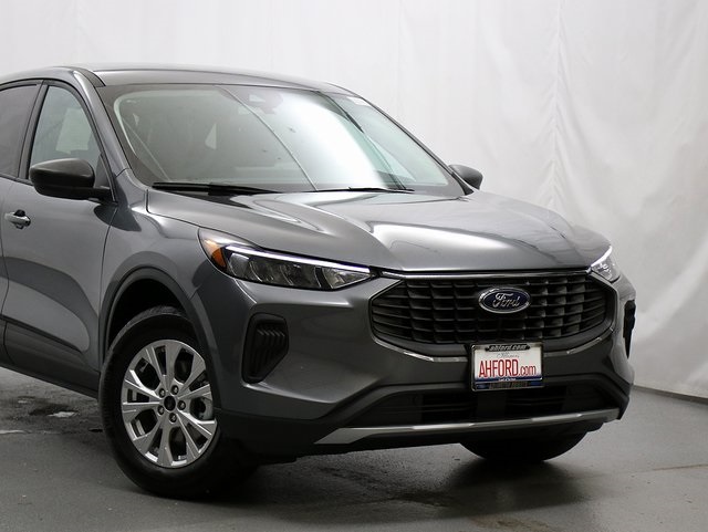 2026 Ford Escape Active photo 2
