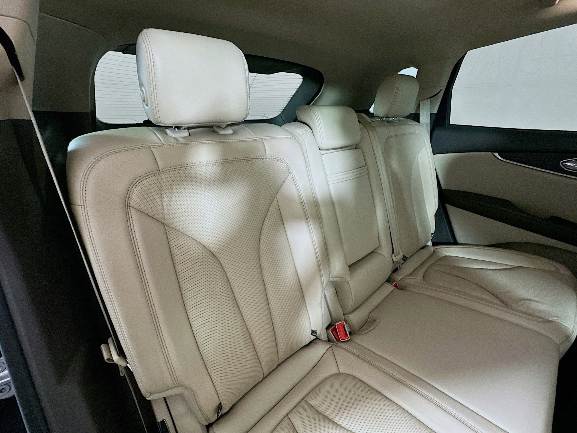 2016 Lincoln MKX Reserve photo 25
