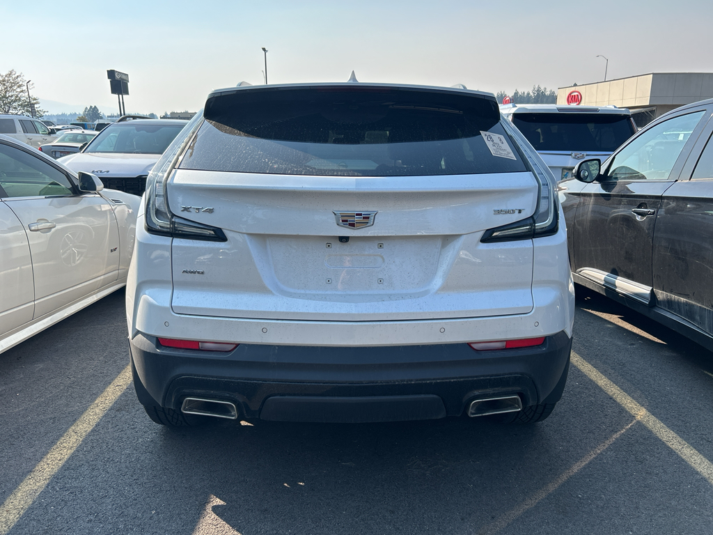2023 Cadillac XT4 Sport photo 4