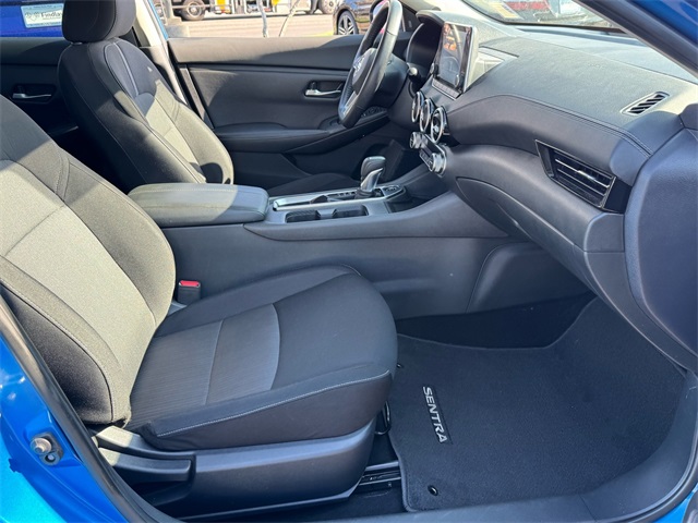 2020 Nissan Sentra SV photo 14