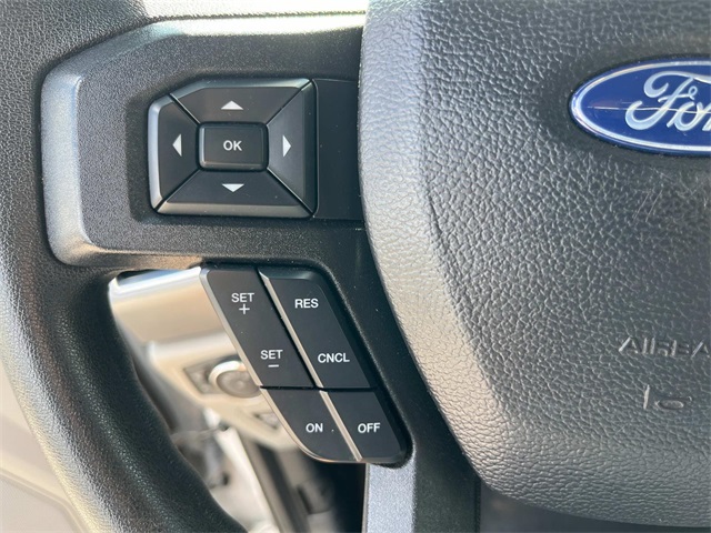 2020 Ford F-150 Lariat photo 25
