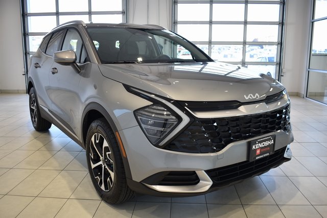 2024 Kia Sportage EX's photo