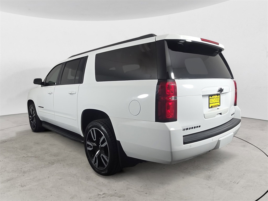 2019 Chevrolet Suburban Premier photo 3