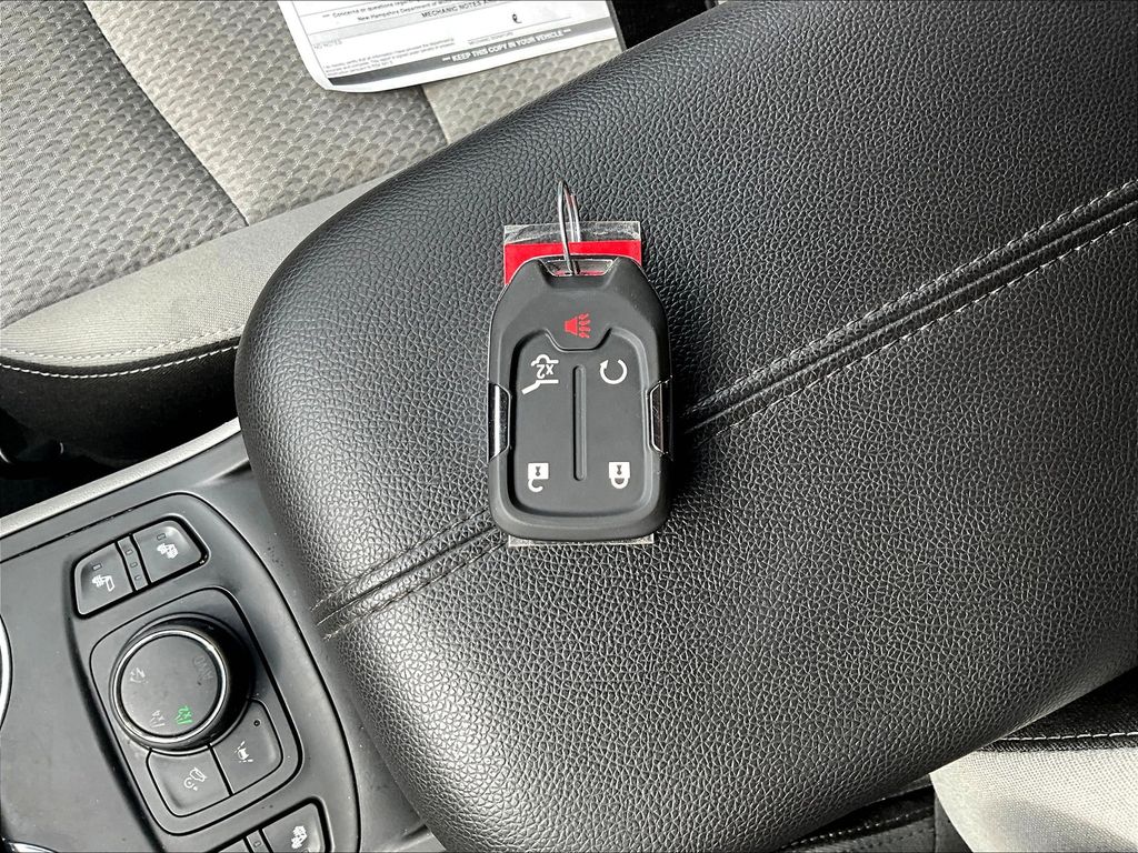 2023 Gmc Terrain SLE photo 29