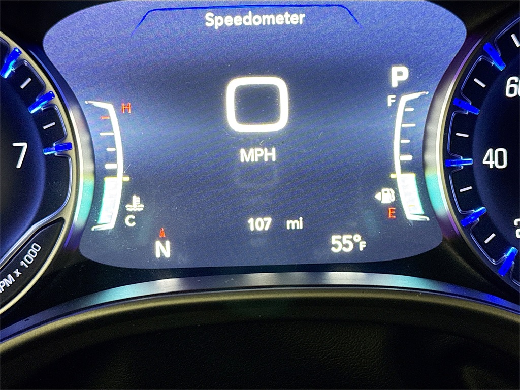 2025 Chrysler Pacifica photo 21