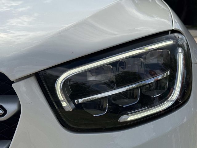 2022 Mercedes Benz GLC 300 4MATIC photo 9