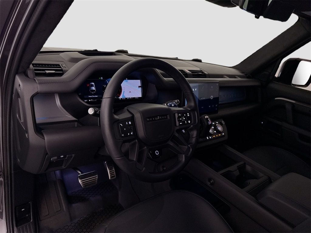 2025 Land Rover Defender 110 V8 photo 9