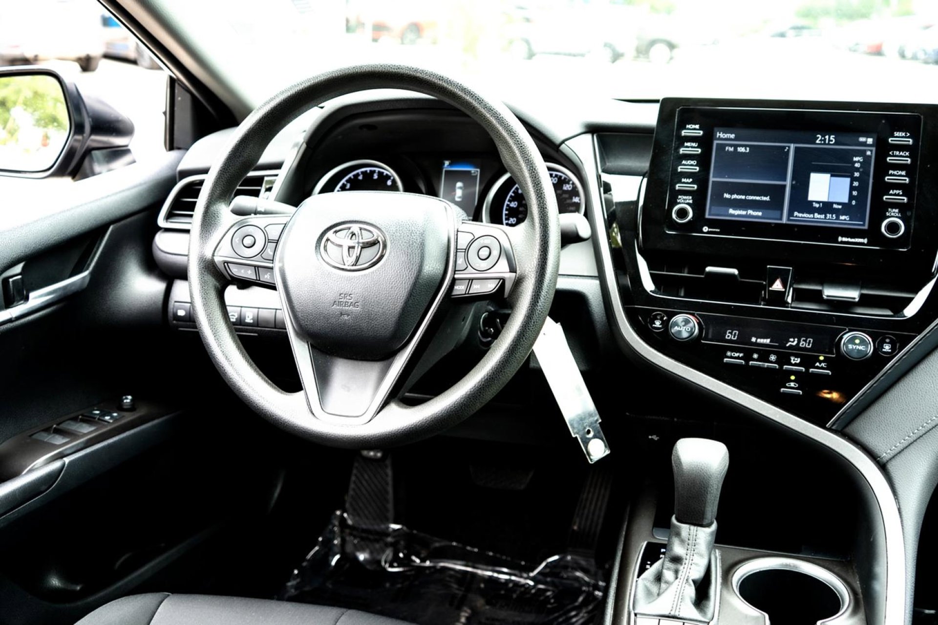 2022 Toyota Camry LE photo 24