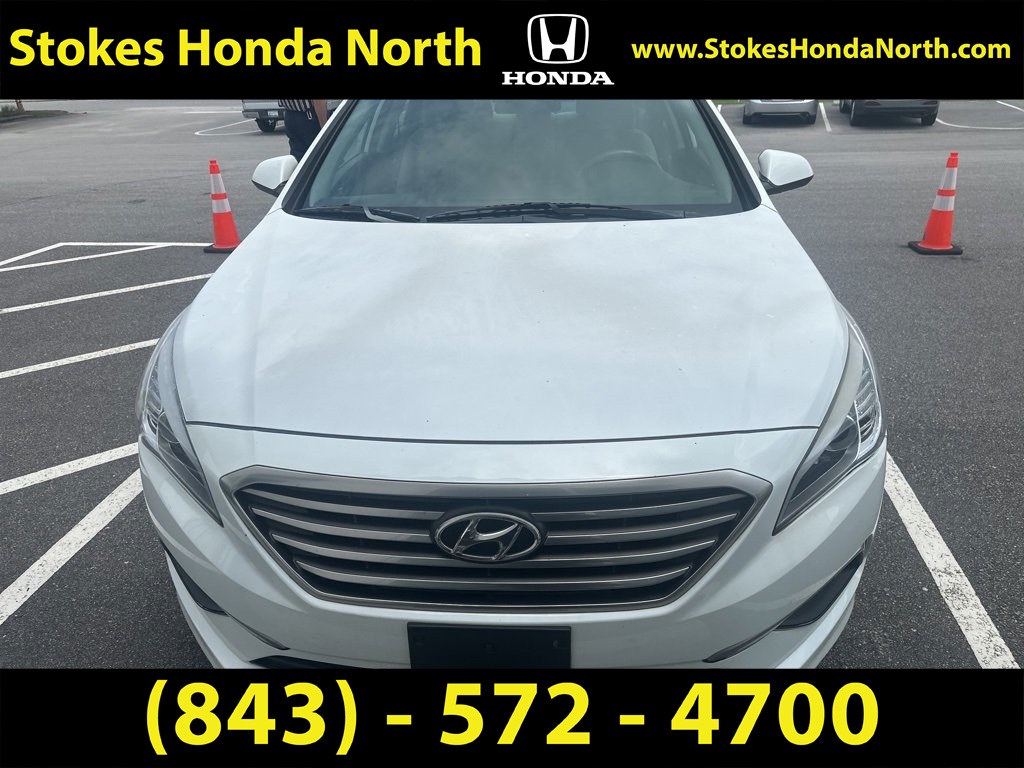 2017 Hyundai Sonata Base photo 4