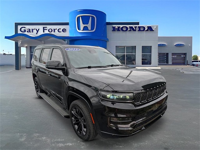 2023 Jeep Grand Wagoneer Series II's photo