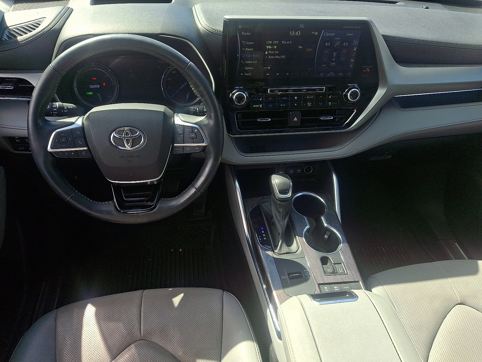 2021 Toyota Highlander Hybrid Platinum photo 11