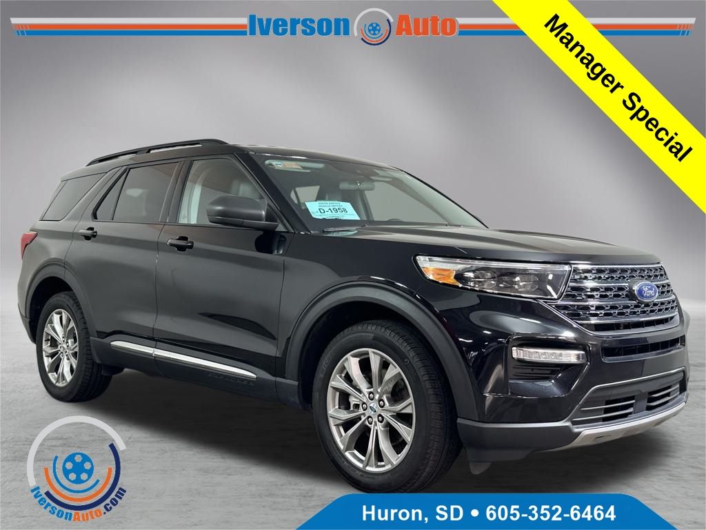 2023 Ford Explorer XLT's photo