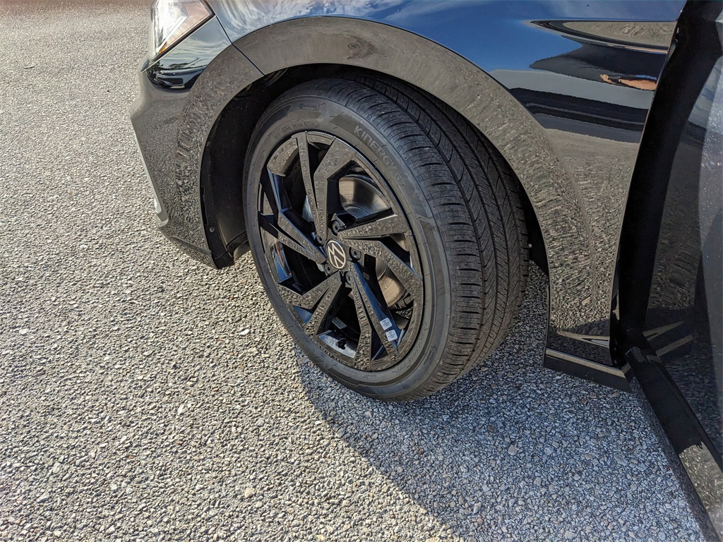 2025 Volkswagen Jetta 1.5T SE photo 24