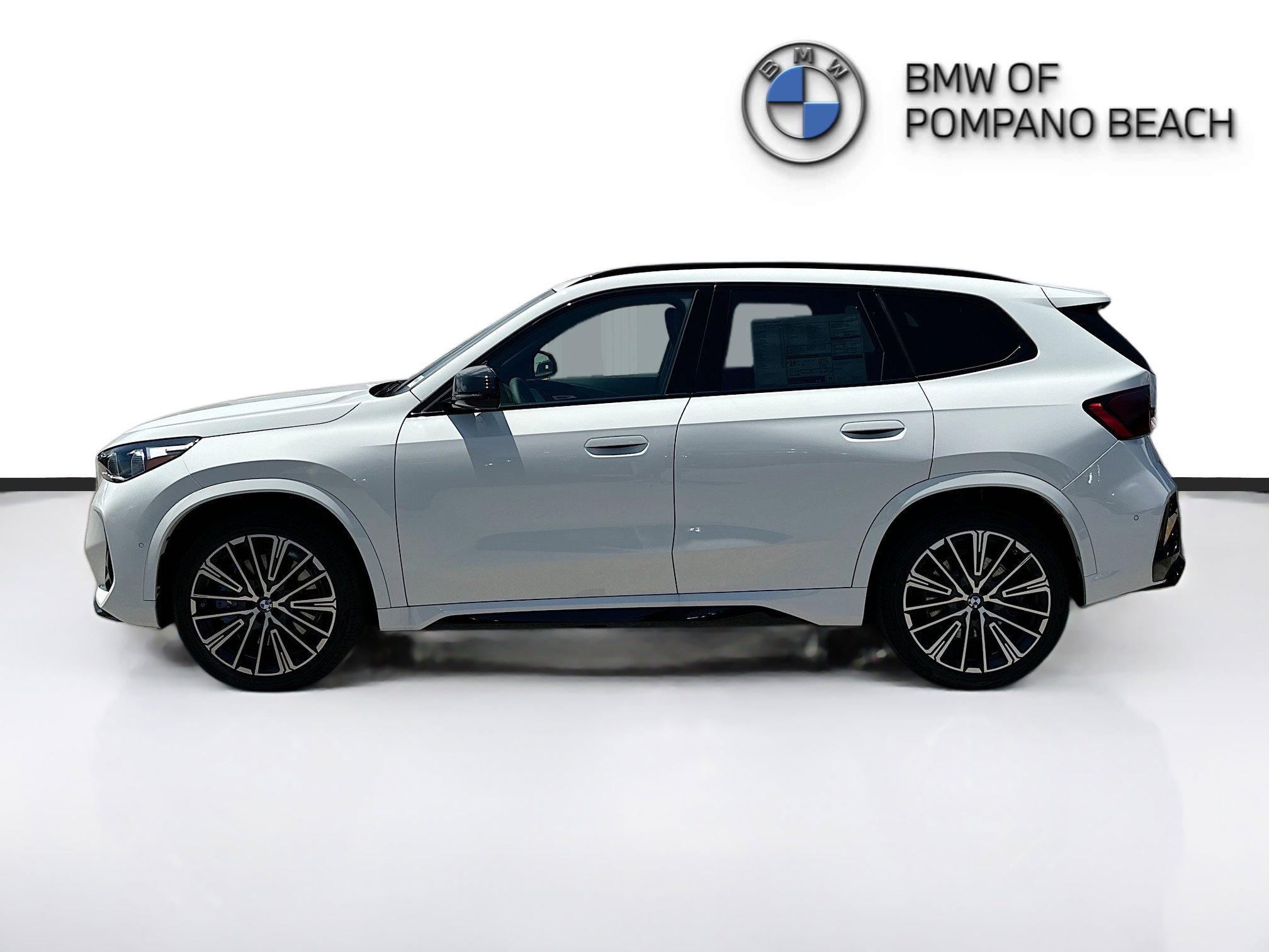 2025 Bmw X1 M35i photo 4