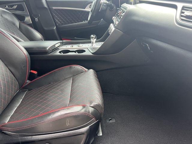 2019 Genesis G70 3.3T Advanced photo 25