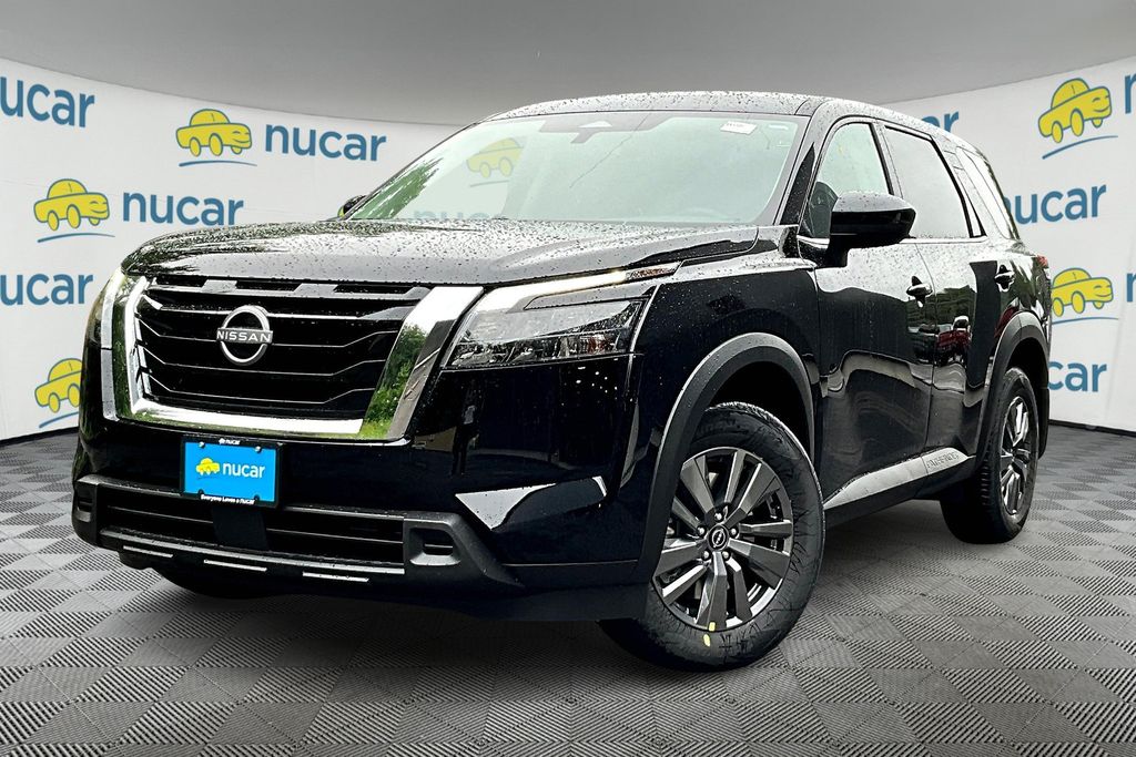 2025 Nissan Pathfinder S photo 2