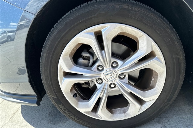 2023 Honda Accord LX photo 8