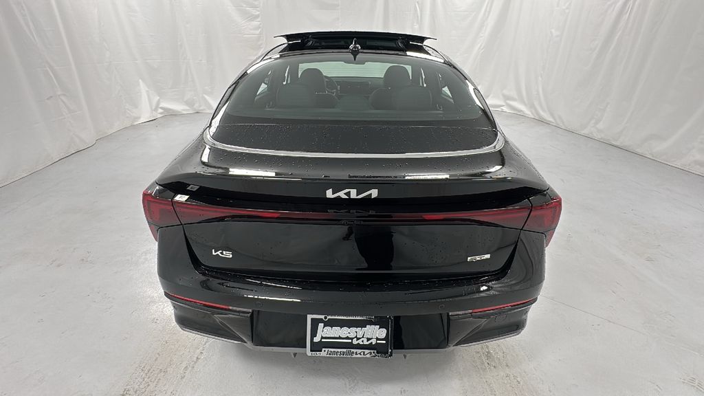 2026 Kia K5 GT-Line photo 4
