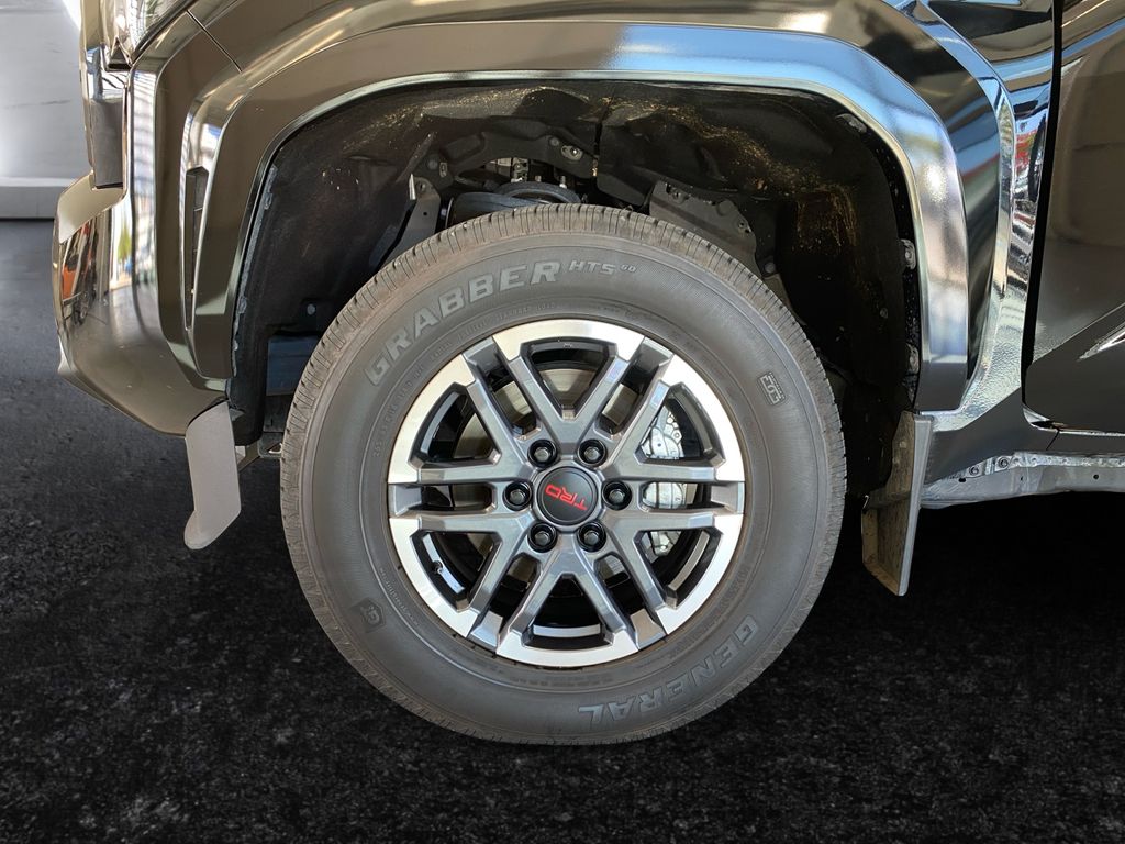 2024 Toyota Tacoma TRD Sport photo 21