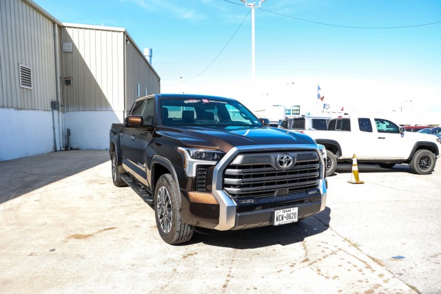 Pre-Owned 2025 Toyota Tundra 4WD Limited With Navigation & 4WD