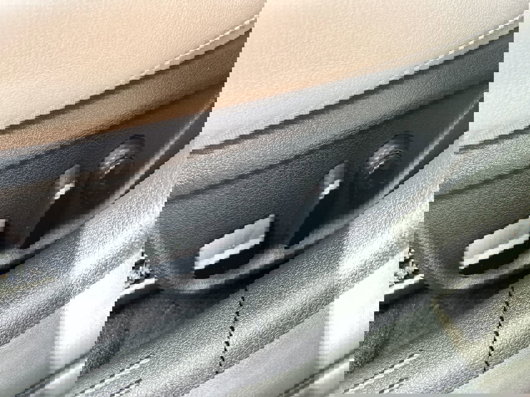 2024 Genesis G70 2.5T photo 17