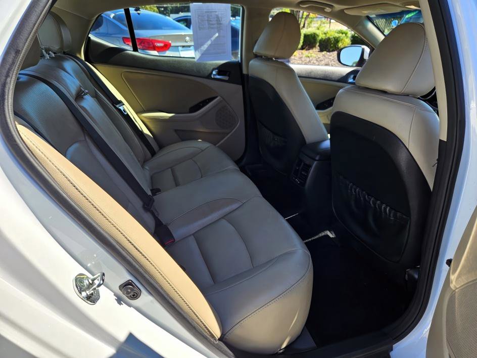 2014 Kia Optima EX photo 13