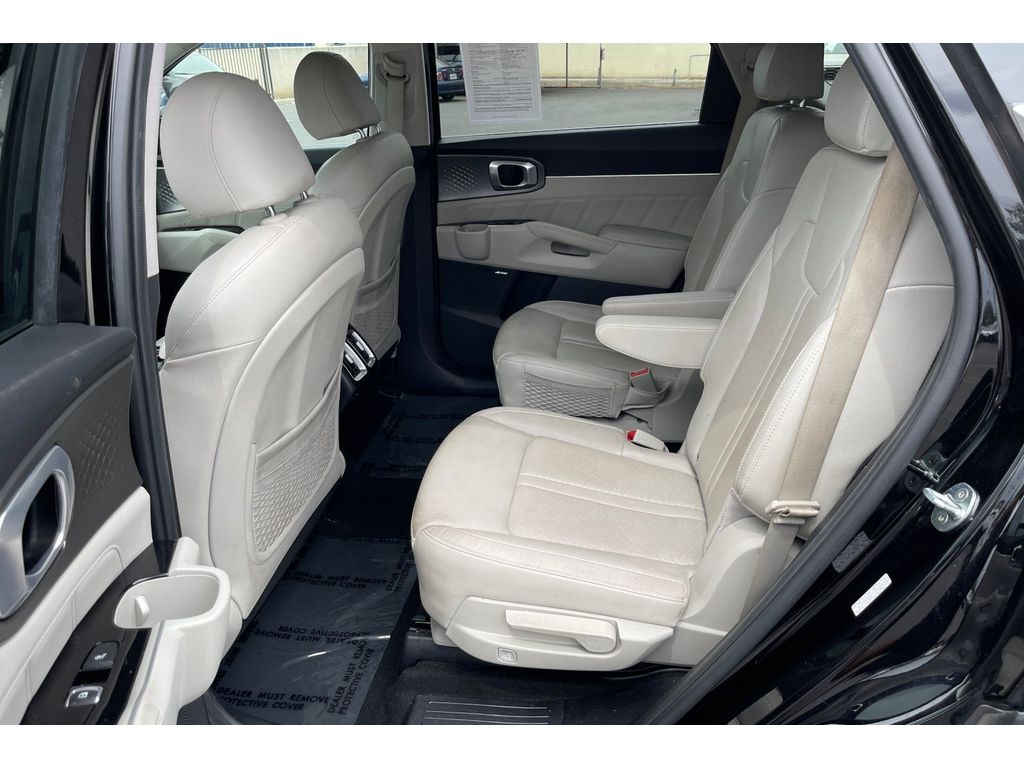 2022 Kia Sorento Plug-In Hybrid SX Prestige photo 13