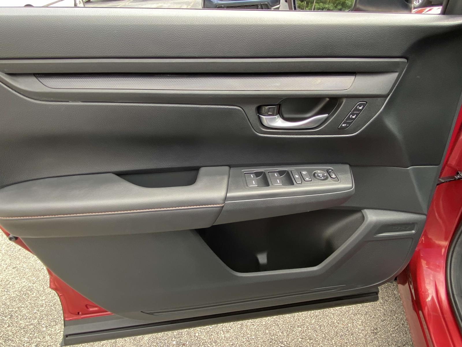 2024 Honda CR-V Hybrid Sport-L photo 11