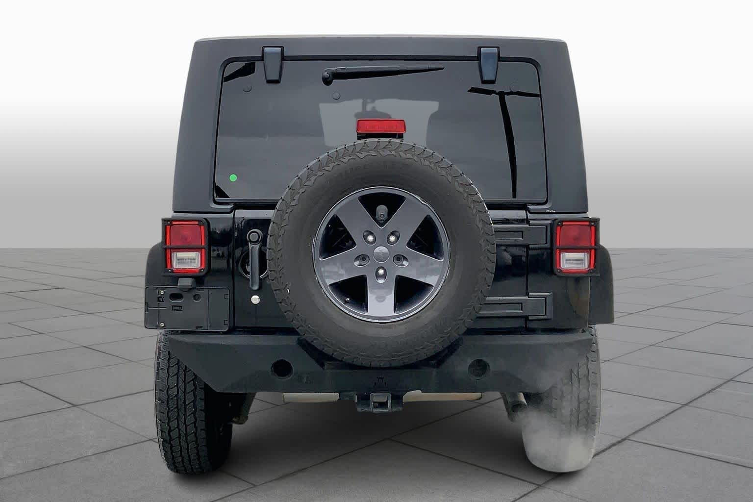 2012 Jeep Wrangler Unlimited Sport photo 4