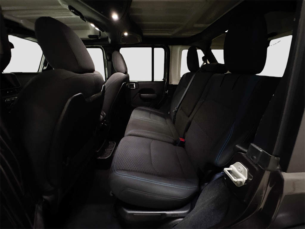 2024 Jeep Wrangler Rubicon 4xe photo 13