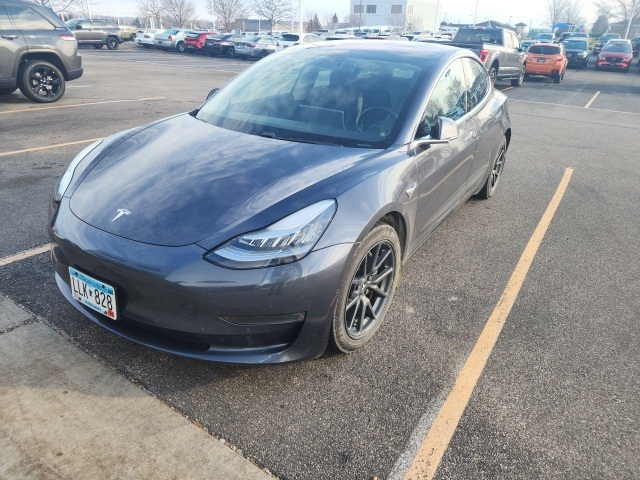 2018 Tesla Model 3 Long Range photo 3