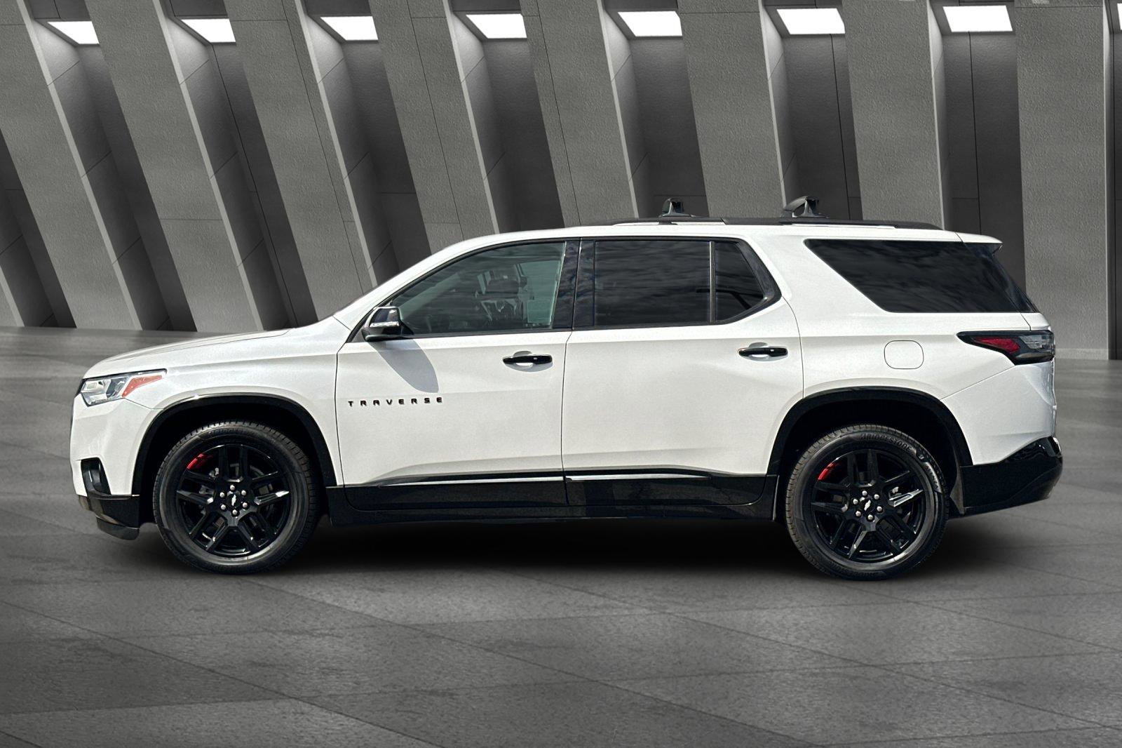 2021 Chevrolet Traverse Premier photo 6