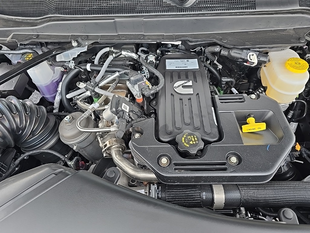 2026 Ram 3500 Laramie photo 27