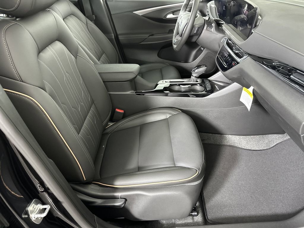 2025 Buick Envista Avenir photo 11