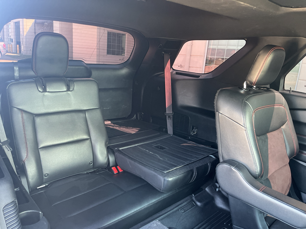 2022 Ford Explorer ST-Line photo 20